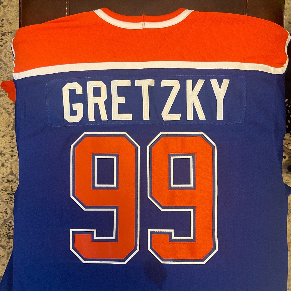 Wayne Gretzky Edmonton Oilers jersey